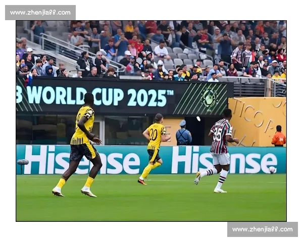 沙尔克 04 锁定 22 岁中场新星 埃尔 - 法乌齐加盟至 2029 年